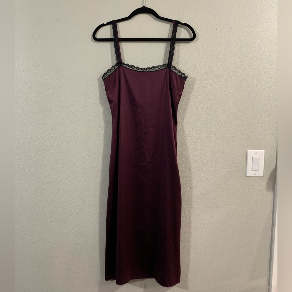 Reformation Tea Dress - Boysenberry - Picture 3 of 10